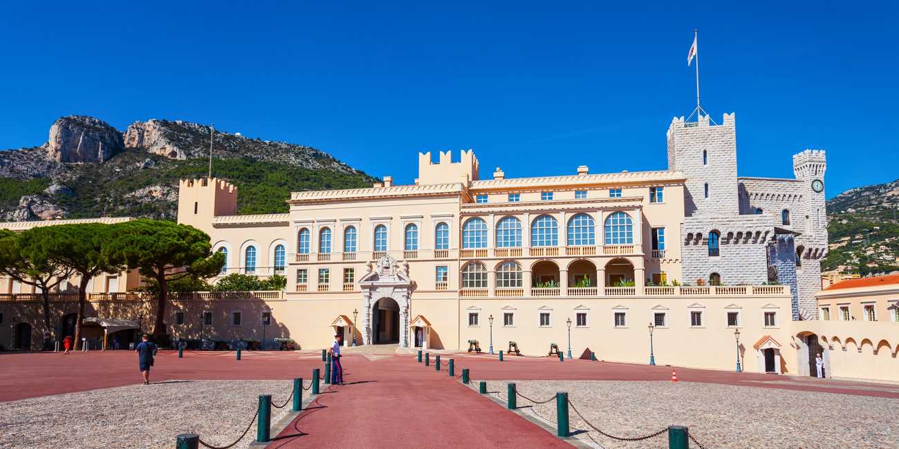 Monaco Hop-On Hop-Off Sightseeing Bus Tours – Iconic landmarks, panoramic city views, and must-see attractions in 2026 Hop-on hop-off sightseeing bus tours in Monaco, Monaco – Top landmarks, famous attractions, and hidden gems in 2026